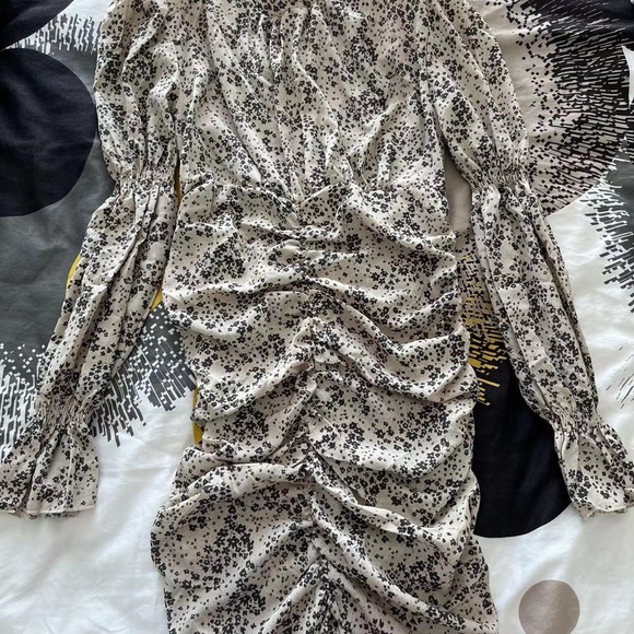 NEW FASHION DRESS - Picture 1 of 6